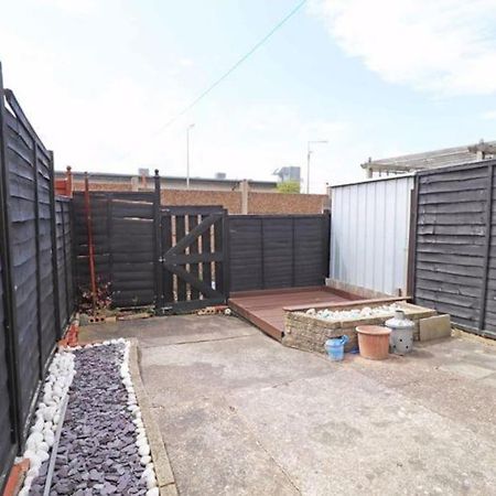 Willa Seaside 2 Bed Townhouse, Near Cleethorpes Station Zewnętrze zdjęcie
