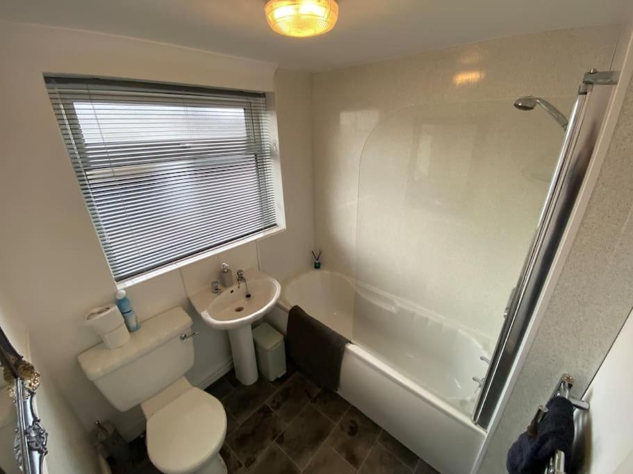 Willa Seaside 2 Bed Townhouse, Near Cleethorpes Station Zewnętrze zdjęcie